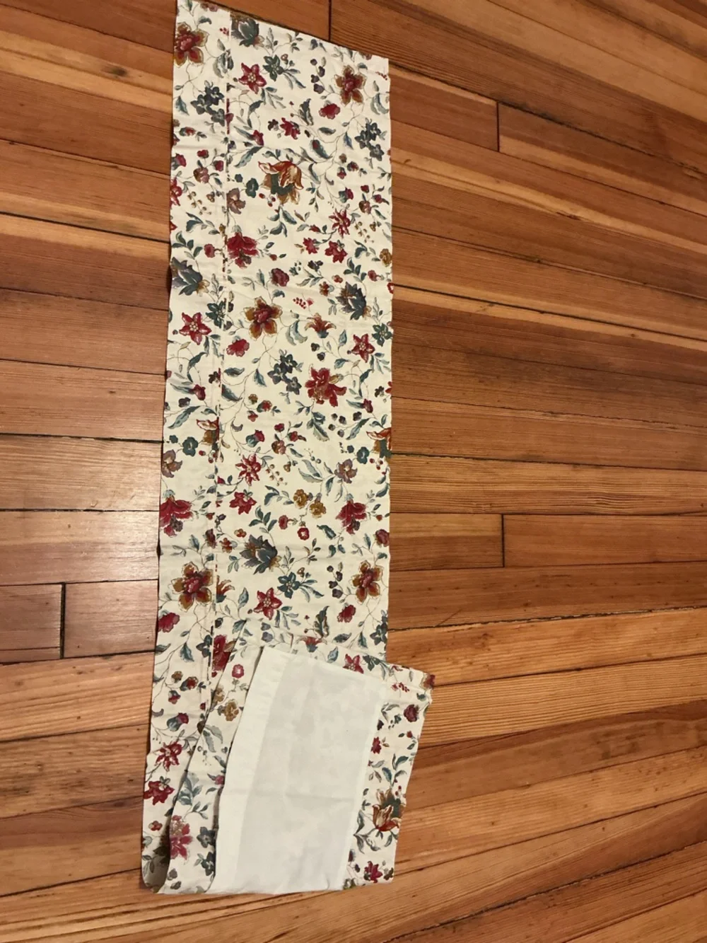 Vintage Cotton Floral Valance